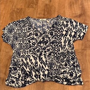 West Kei Women's Twist front Blue and White Patterned Top